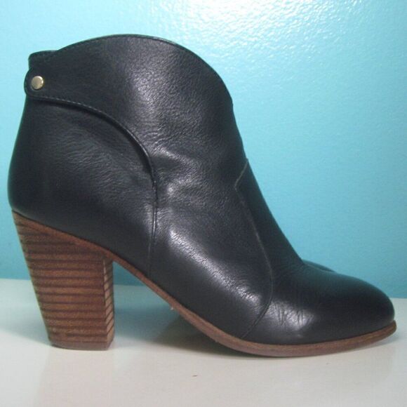 Boden Black Leather Stacked Heel Booties Womens Size 37 US 6.5 Side Zip  3" Heel - Picture 1 of 13